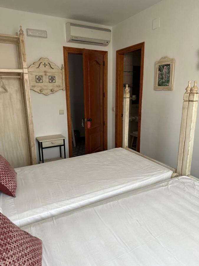 Hostal Moon Tolox Luaran gambar