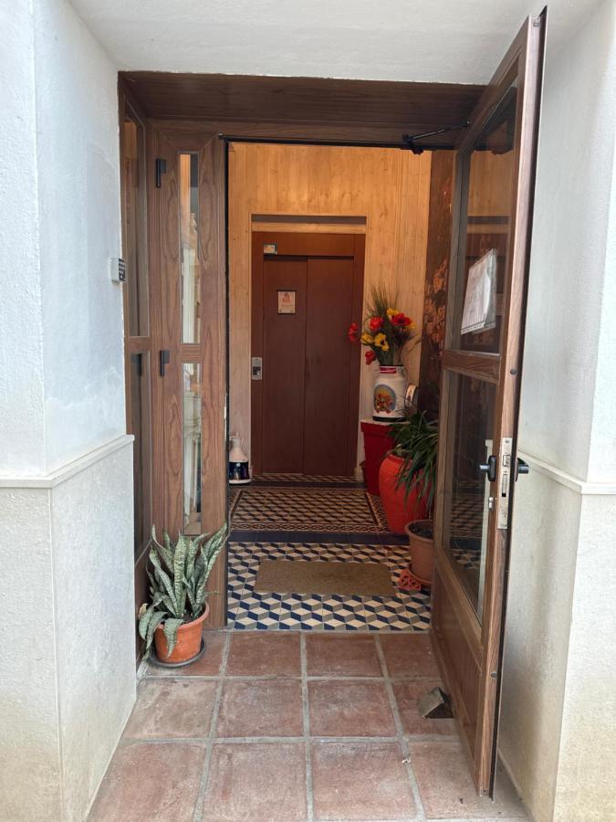 Hostal Moon Tolox Luaran gambar